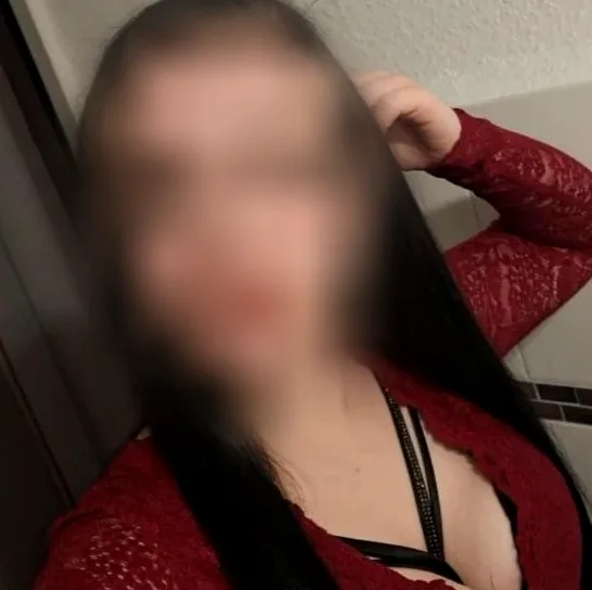 Annalena, 24
