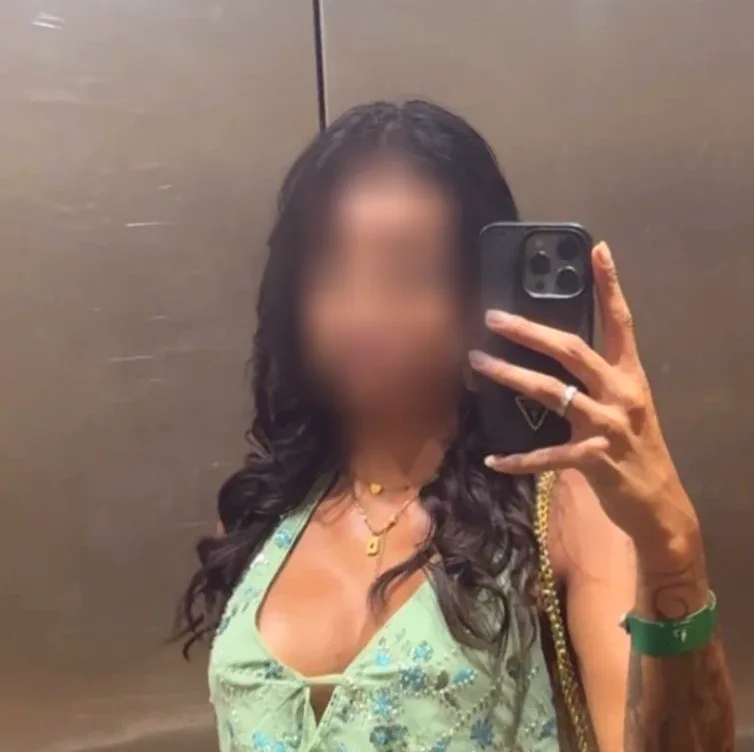 Emily, 23