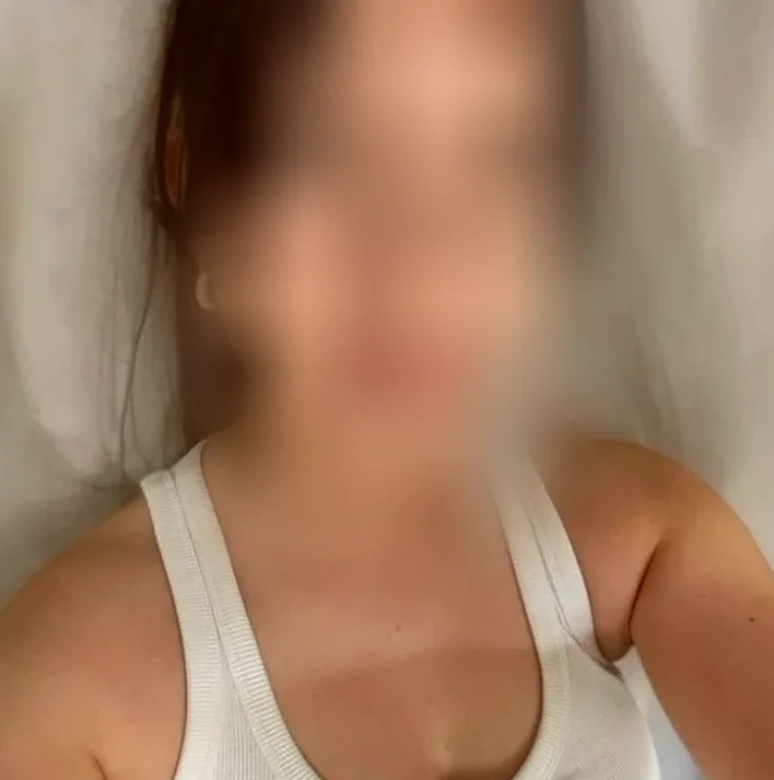 Saskia, 26