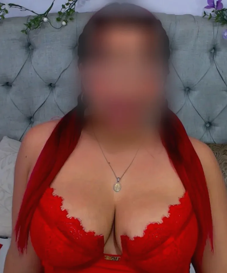 Sonja, 24