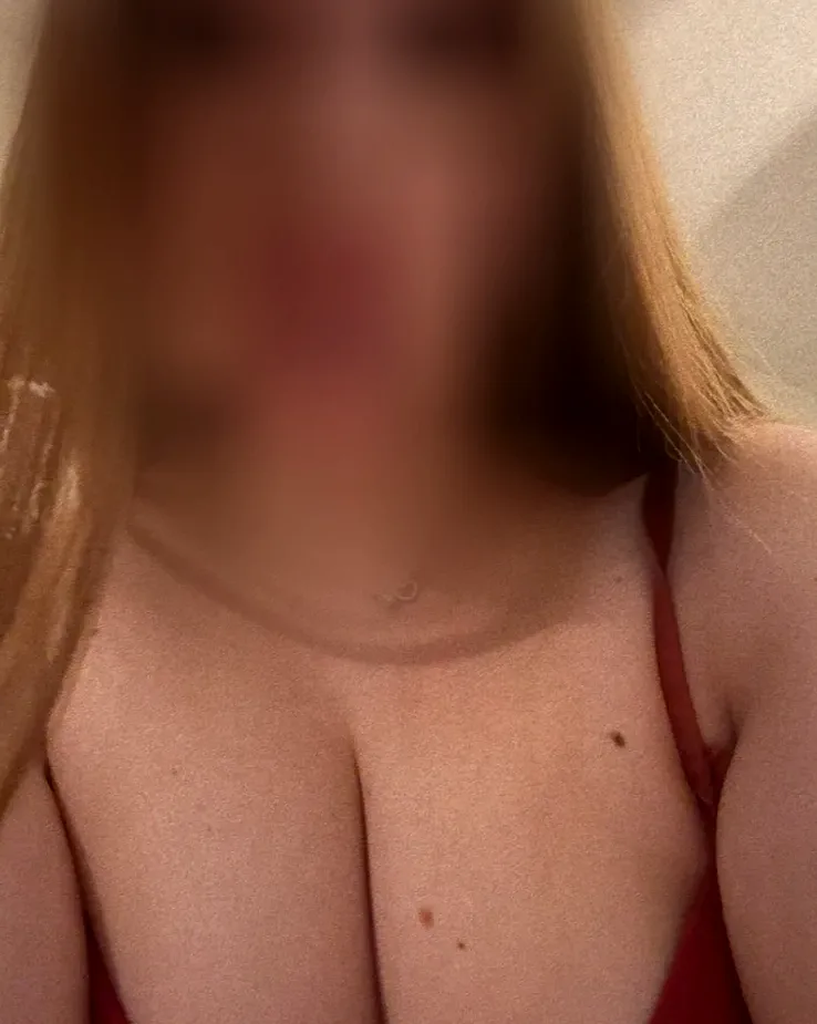 Svenja, 22